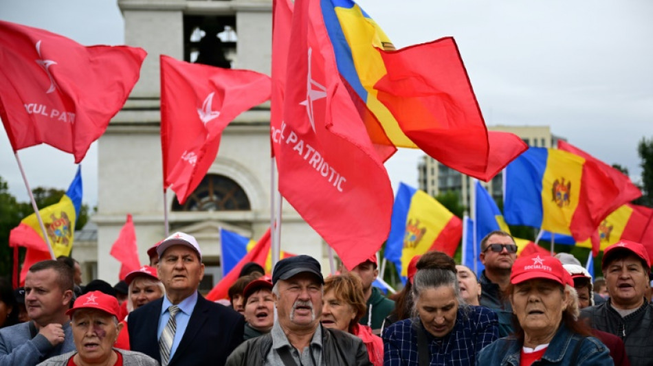 Partido pr&oacute;-UE lidera elei&ccedil;&otilde;es legislativas em Moldova, segundo apura&ccedil;&atilde;o parcial