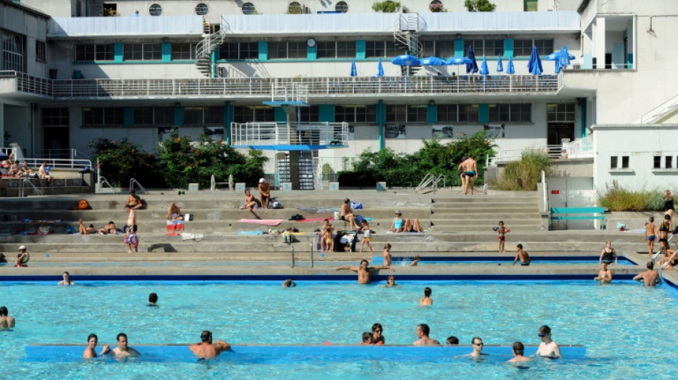 Burkini: droite et extr&ecirc;me droite r&eacute;clament &agrave; nouveau davantage d'encadrement