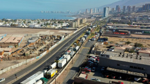 Peque&ntilde;as agrupaciones de camioneros protestan en varios puntos de Chile