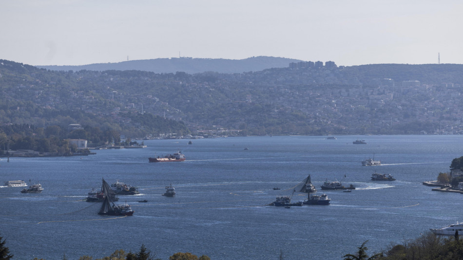 Turchia, petroliera colpita da drone nel Mar Nero