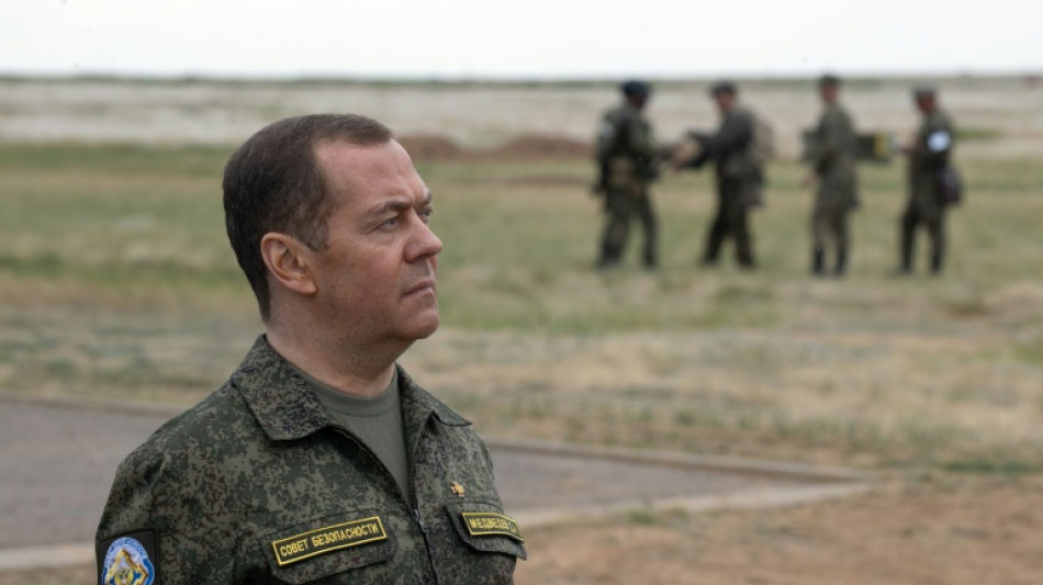 L'ex-pr&eacute;sident Medvedev, le tournant provocateur d'un ancien r&eacute;formateur