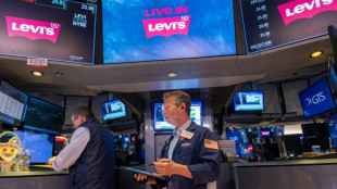 Wall Street termine en hausse, les r&eacute;sultats soutiennent le rebond