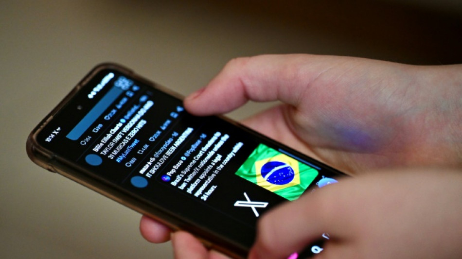 X afirma ter pago as multas para sua reativa&ccedil;&atilde;o no Brasil