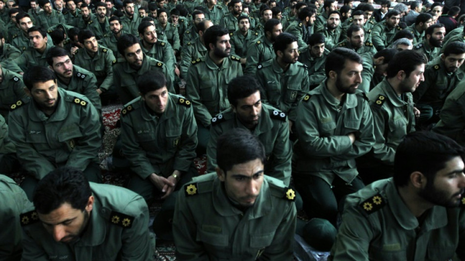 Mueren cuatro miembros de las fuerzas de seguridad de Ir&aacute;n en un acto "terrorista"