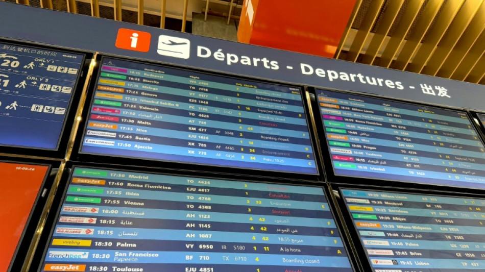 Paris airport chaos to enter second day after air traffic breakdown