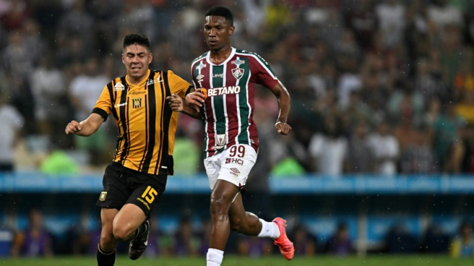 Flu quer se aproximar das oitavas da Libertadores; Fla busca rea&ccedil;&atilde;o