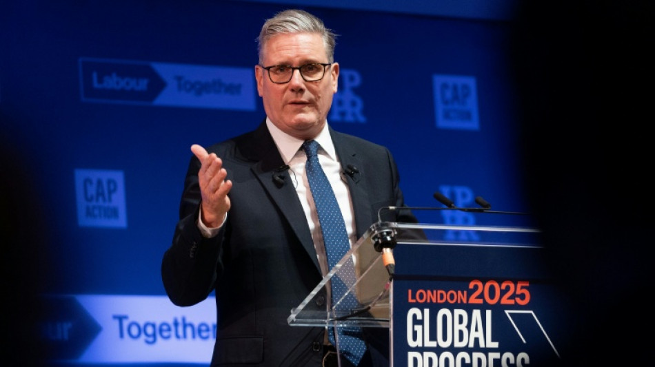 Starmer: Mitte-links-Regierungen m&uuml;ssen illegale Migration und rechte "L&uuml;gen" bek&auml;mpfen