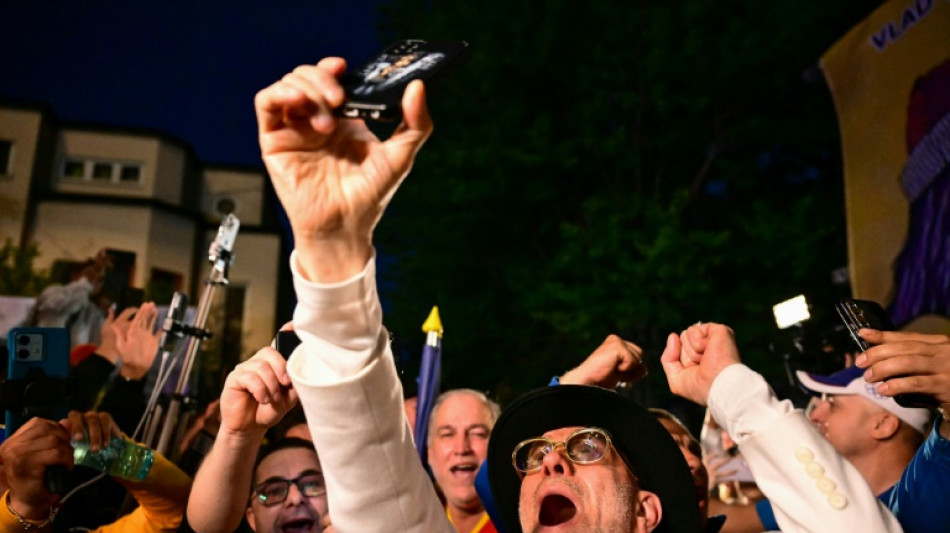 Roumanie: l'extr&ecirc;me droite domine le premier tour de la pr&eacute;sidentielle