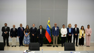 Regierung und Opposition in Venezuela nehmen offiziellen Dialog auf - ohne Machado