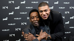 Les "nouveaux Pel&eacute;", dans l'ombre du Roi