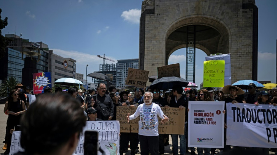 Locutores y actores de doblaje mexicanos se declaran en "rebeli&oacute;n contra las m&aacute;quinas"