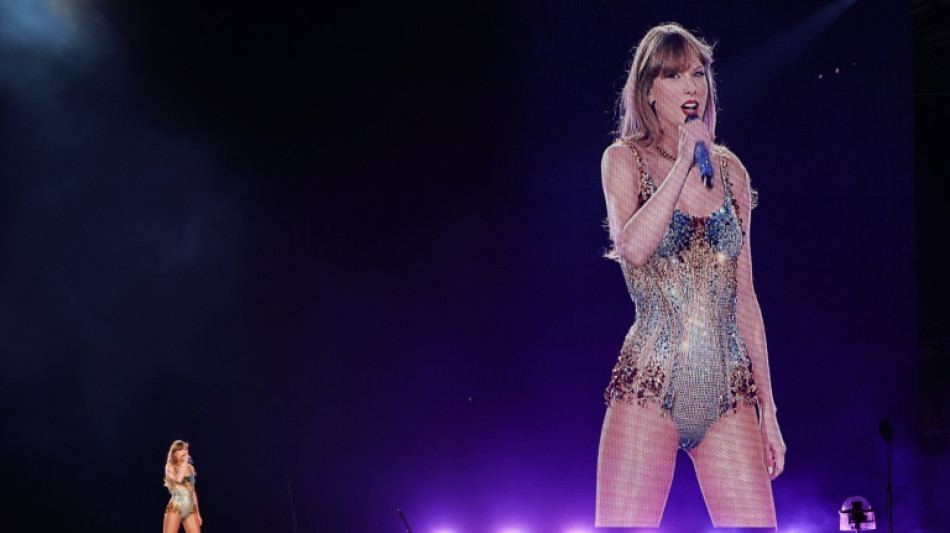 F&atilde;s europeus se preparam para receber Taylor Swift