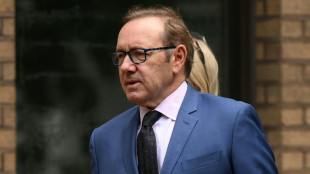 Jury beginnt Beratungen &uuml;ber Urteil im Londoner Prozess gegen Kevin Spacey