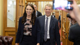 Neuseelands Regierungschefin Ardern &auml;u&szlig;ert bei letztem Auftritt Dankbarkeit