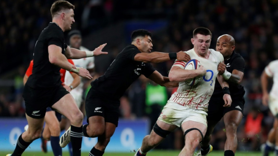 Curry poised for England return at World Cup