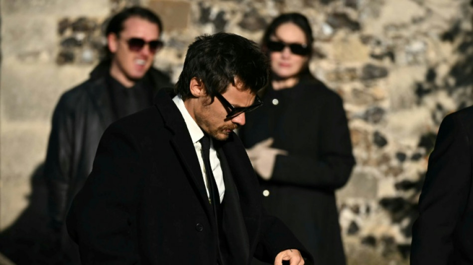 La famille de Liam Payne et les membres de One Direction r&eacute;unis aux fun&eacute;railles du chanteur