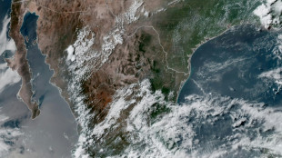 Huracán Erick se fortalece a categoría 2 en el Pacífico cerca de México