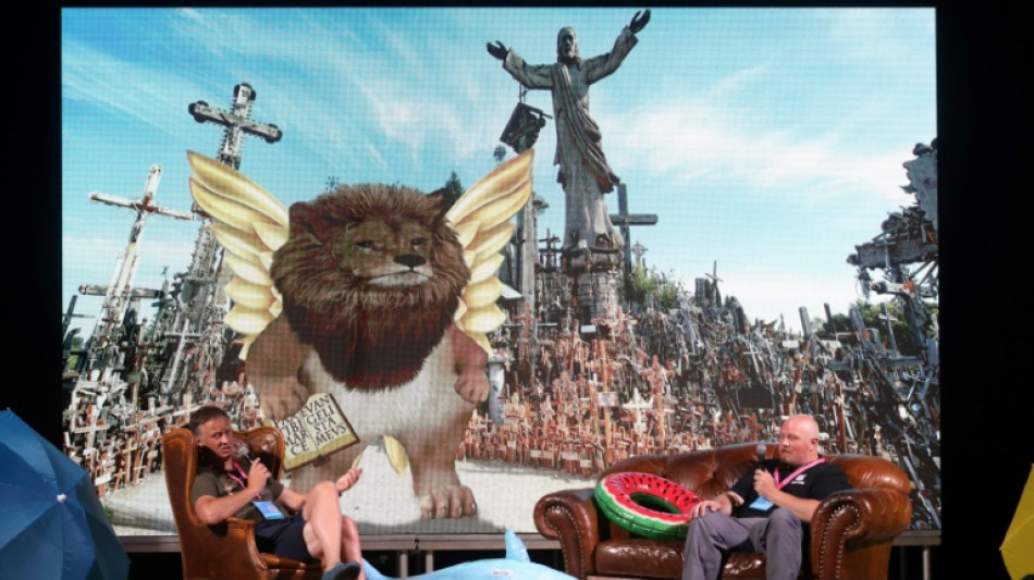 NAFO, une arm&eacute;e virtuelle de partisans de l'Ukraine en "sommet" &agrave; Vilnius