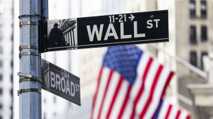 'Wall Street cancella perdite post dazi, S&P 500 record'