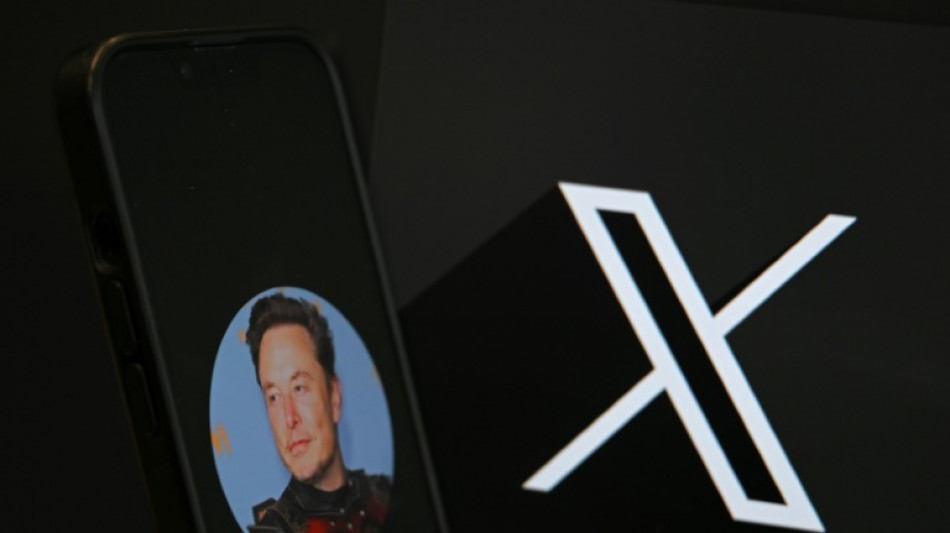 Musk afirma que X foi alvo de um ataque cibern&eacute;tico em grande escala