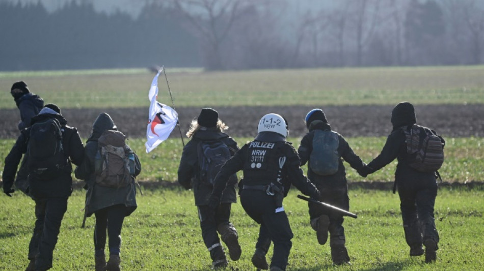 Reul: Bei Protesten um L&uuml;tzerath beinahe 500 Straftaten erfasst 