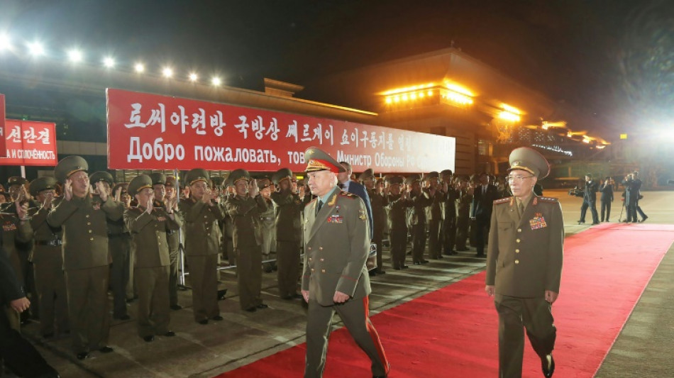 Corea del Norte recibe con "c&aacute;lida bienvenida" a ministro de Defensa ruso