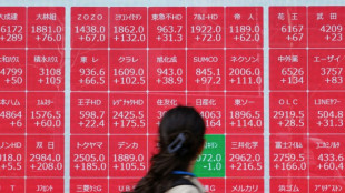 Droits de douane: les Bourses mondiales reprennent leur souffle, esp&egrave;rent des n&eacute;gociations
