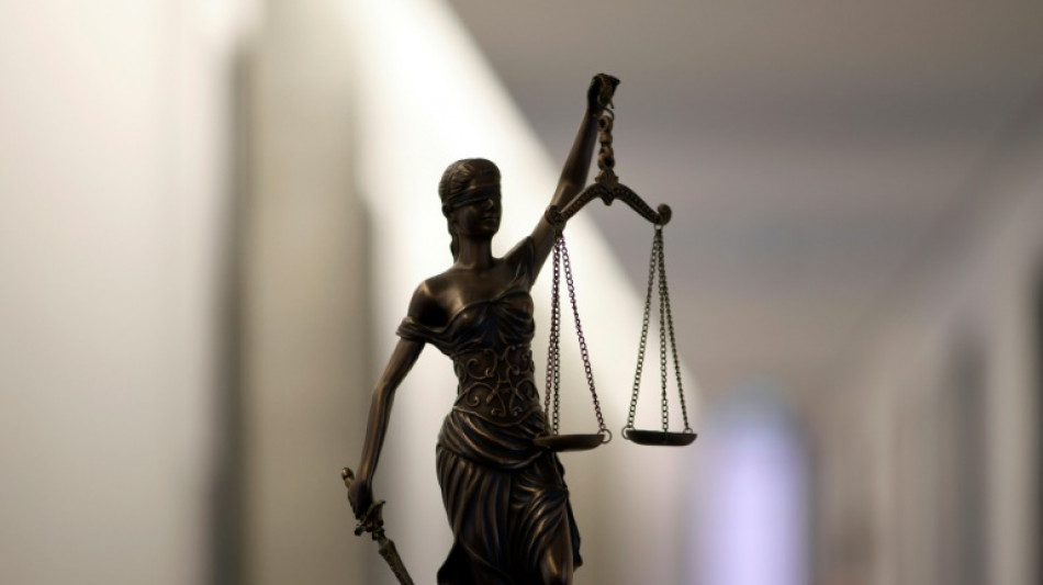 Prozess um illegale Zigarettenfabrik und Steuerhinterziehung in Millionenh&ouml;he