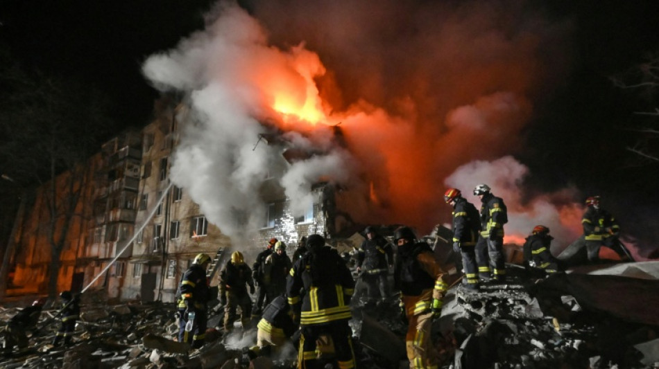 Bombardeios russos deixam 12 mortos na Ucr&acirc;nia