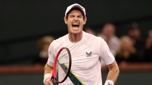Murray toughs out another win, Raducanu advances at Indian Wells