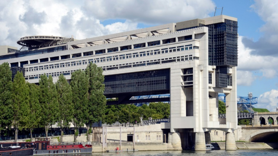 Le gouvernement d&eacute;voile sa trajectoire de d&eacute;ficit, probablement au-del&agrave; des 5% en 2024